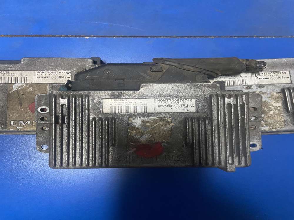 7700875745 s105300202 7700105154  megane scenic motor beyni