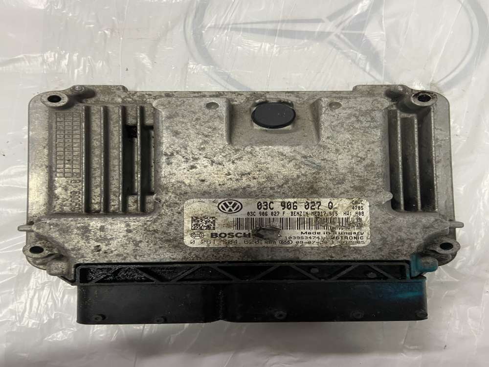 03C906027Q Volkswagen Touran 1.4 Motor Beyni 0261S04620