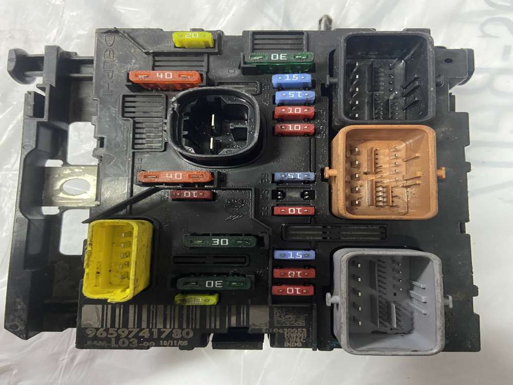 9659741780 PEUGEOT CITROEN 207 307 BSM L03 Sigorta Kutusu