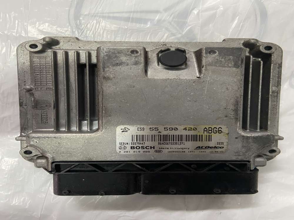 0281019088 OPEL İNSİGNİA MOTOR BEYİNİ 0281019088 55590420