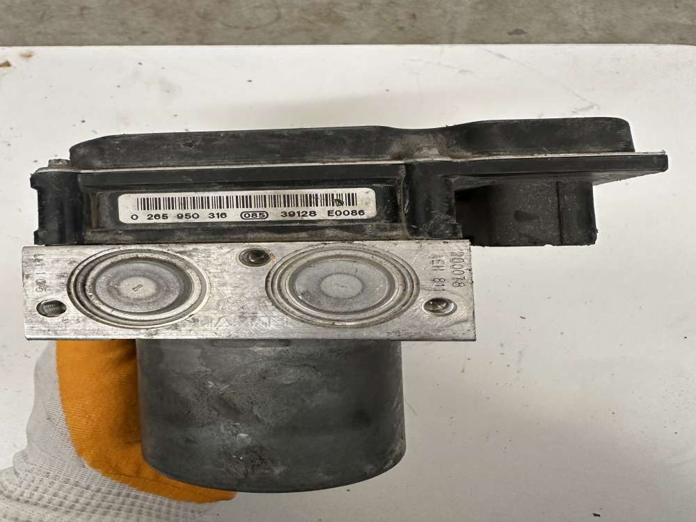 BMW 5 SERİSİ ABS BEYNİ 0265950316 / 3451-6758743-01 / 0265234031