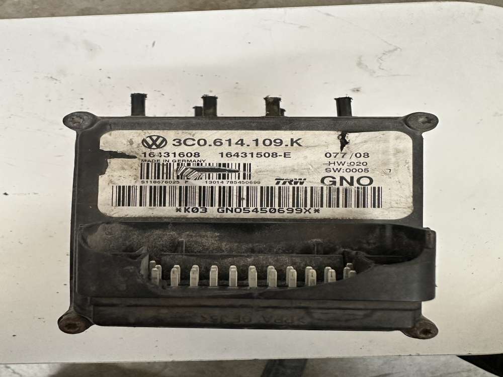 3C0.614.109.K WV PASSAT B6 ABS BEYNİ 16431508-E