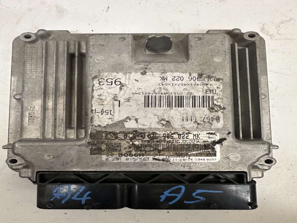 03L906022MK 0281015583 Audi A4 2.0 TDI  EDC17CP14 MOTOR BEYNİ