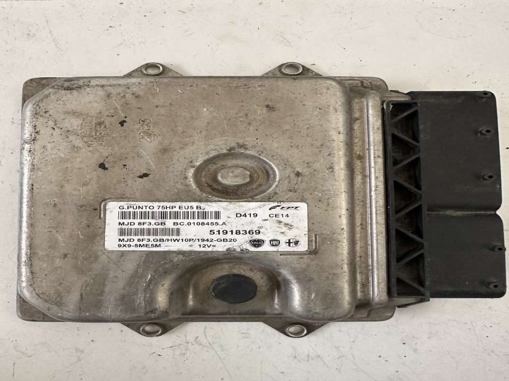 51918369 Fiat Punto Evo  MJD 8F3 MOTOR BEYNİ