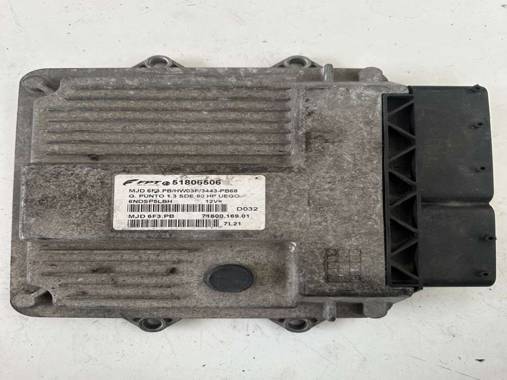 51806506  FİAT GRANDE PUNTO MOTOR BEYNİ / 00517986160 / MJD6F3.PB
