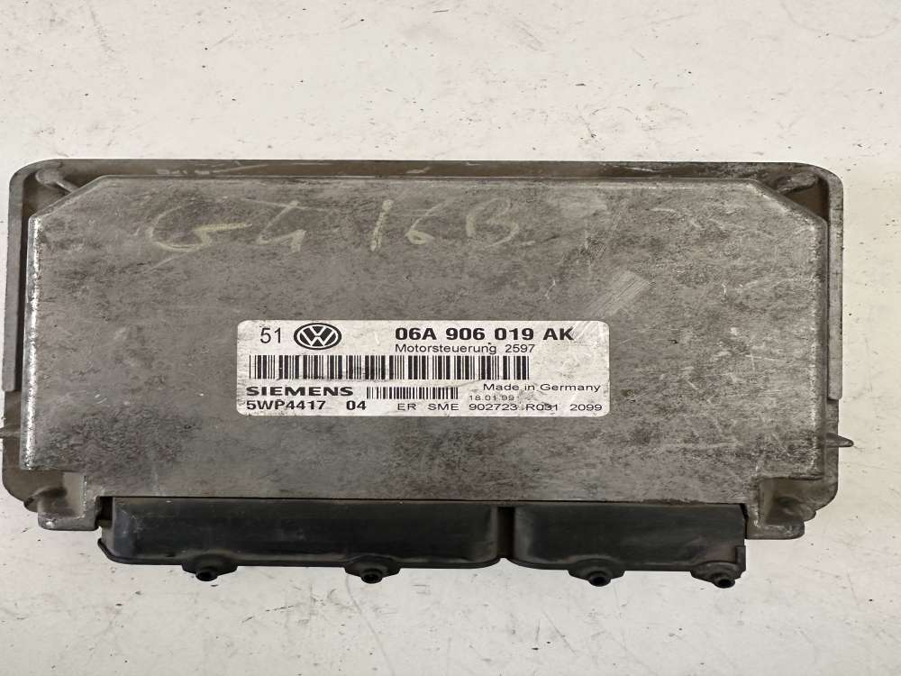 06A906019AK VW BORA GOLF 1.6 AKL MOTOR BEYNİ